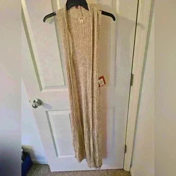 Mossimo Supply NWT Extra Long Boho Sleeveless Cardigan Size L - Picture 1 of 5